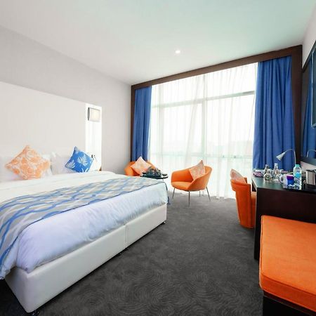 Ramada Encore Doha By Wyndham Extérieur photo